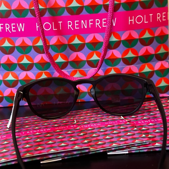 SOLD! - Picture 7 of 15